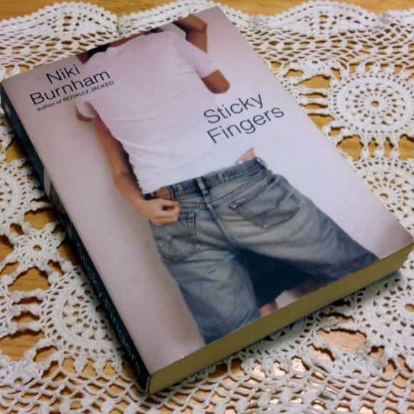 3 for $10 book sale! Teen Fiction, Sticky Fingers, BUNDLE ONLY - Picture 1 of 6